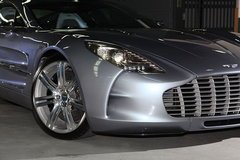 阿斯頓馬丁超跑售價超千萬 上海車展首演