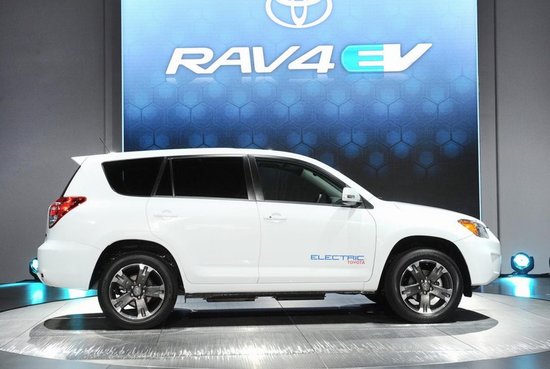 豐田明年推電動(dòng)版RAV4 預(yù)計(jì)售價(jià)4萬美元 